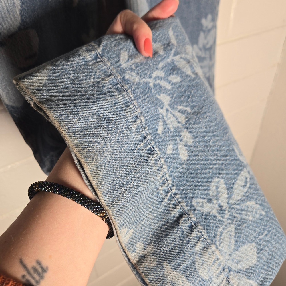 Y2K Vtg Forever 21 Floral Print Jeans 26 High Rise Flare Light Wash Denim Boho‎ - Picture 3 of 9